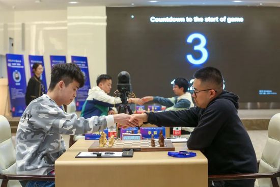 亚洲国产三级