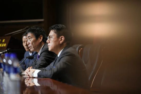 姐姐的大腿